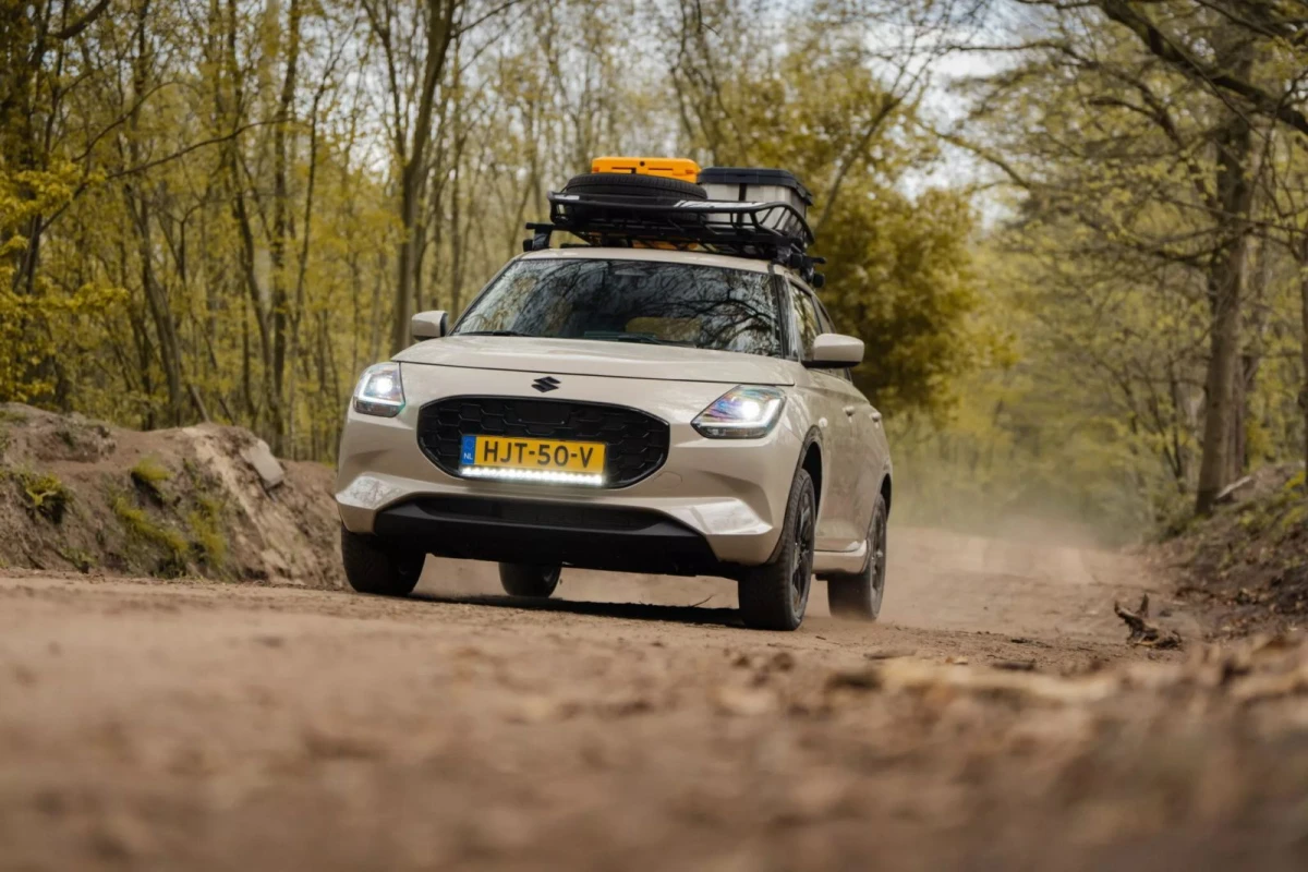 Пригодницька версія Suzuki Swift: маленький боєць бездоріжжя