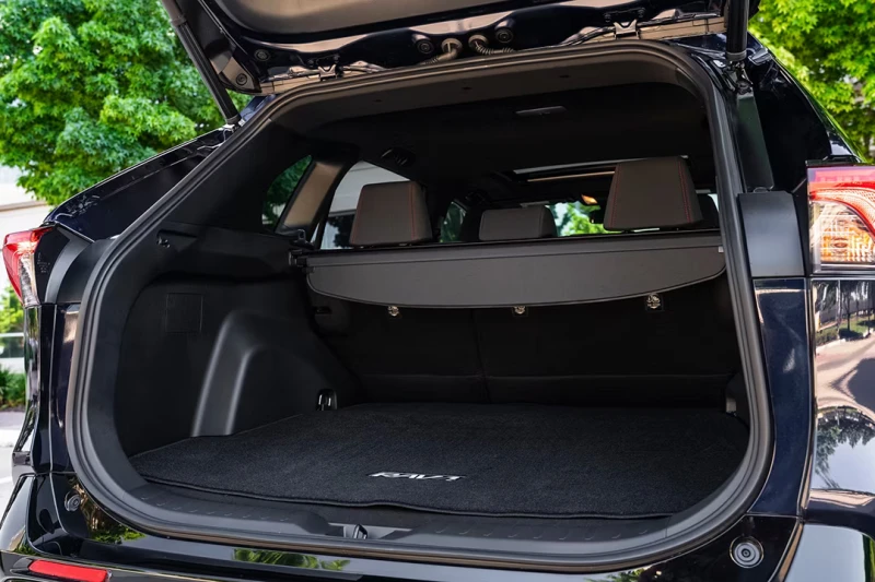 Toyota RAV4 2025 interior
