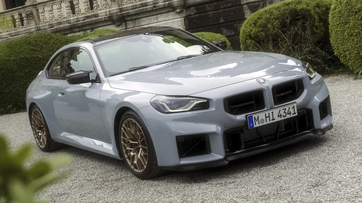 Новая BMW M2 CS: когда Minecraft встречает автодизайн