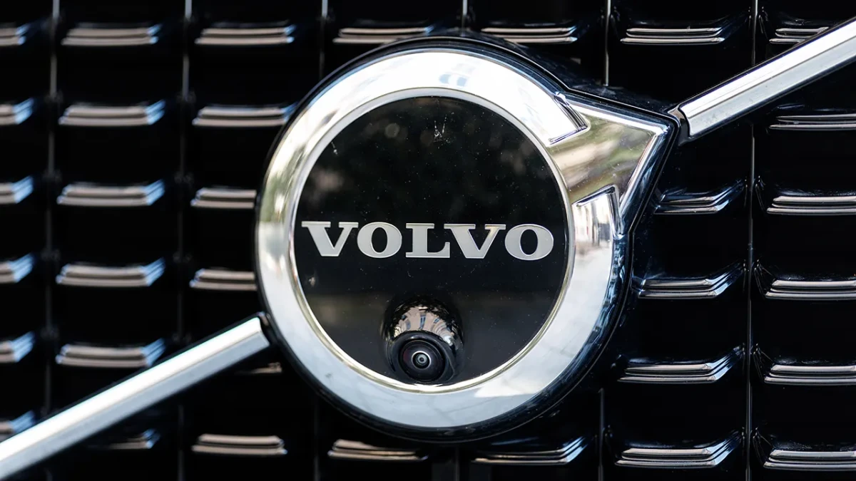 Новые модели Volvo 2025: обзор новинок, характеристики, цены