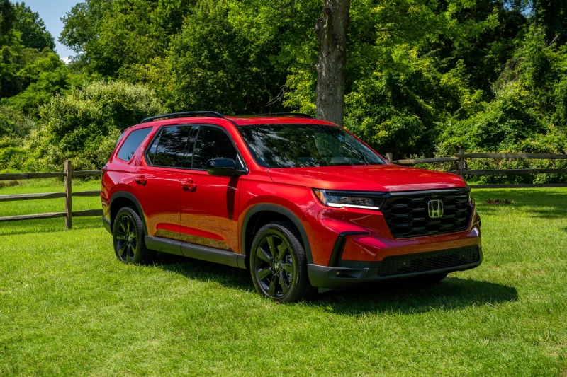 Honda Pilot 2025: Семейный SUV, который умеет всё
