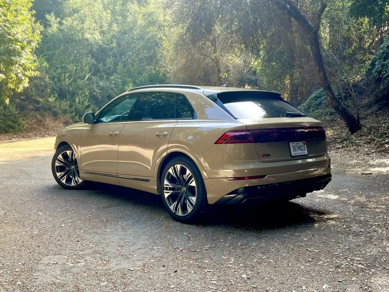 Audi Q8 2025