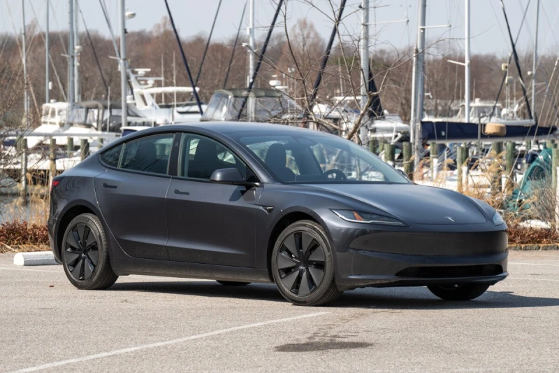 Tesla Model 3 2025