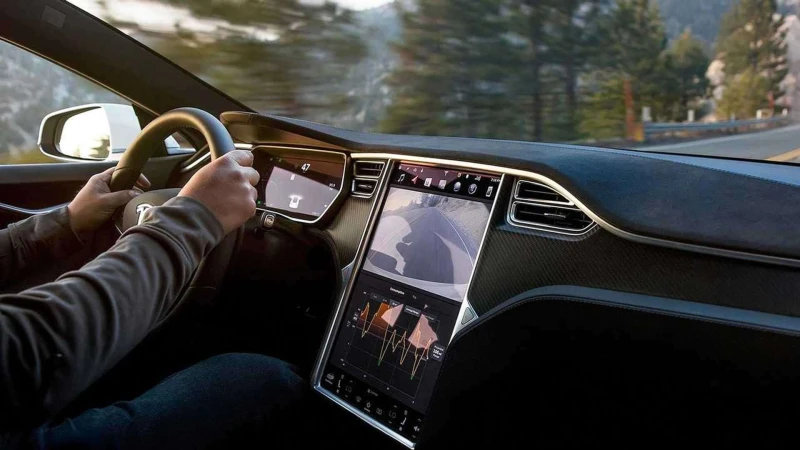 Tesla Model S 2025