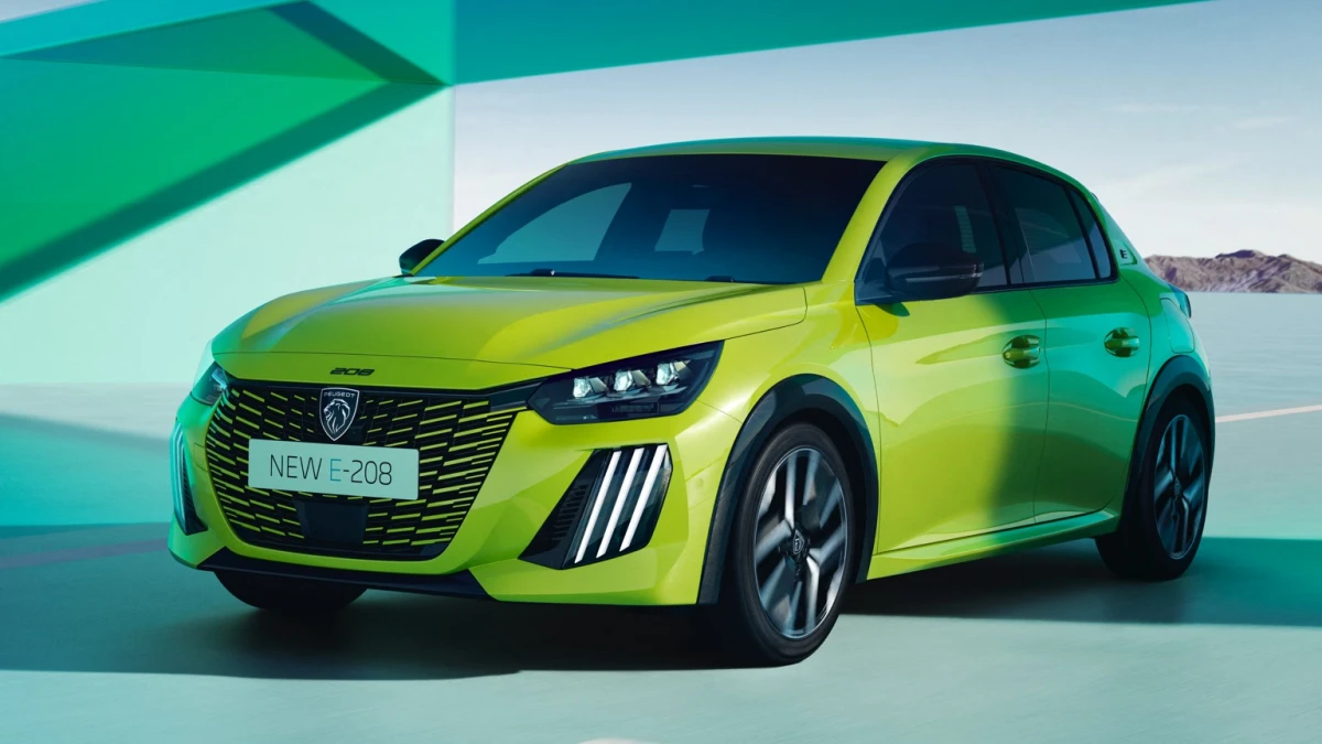 Peugeot e-208 2025: Маленький, стильний і електричний