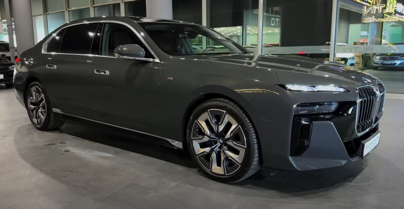 BMW 7 Series 2025