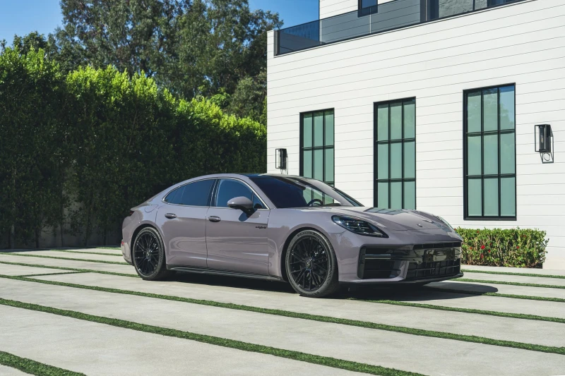 Porsche Panamera 2025