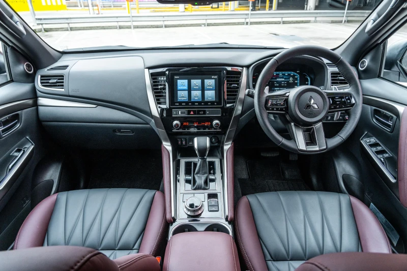 Mitsubishi Pajero Sport 2025