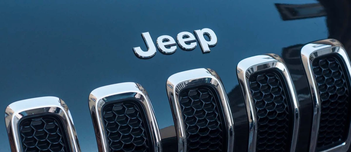 Новые Jeep 2025: Легенды бездорожья для украинских приключений