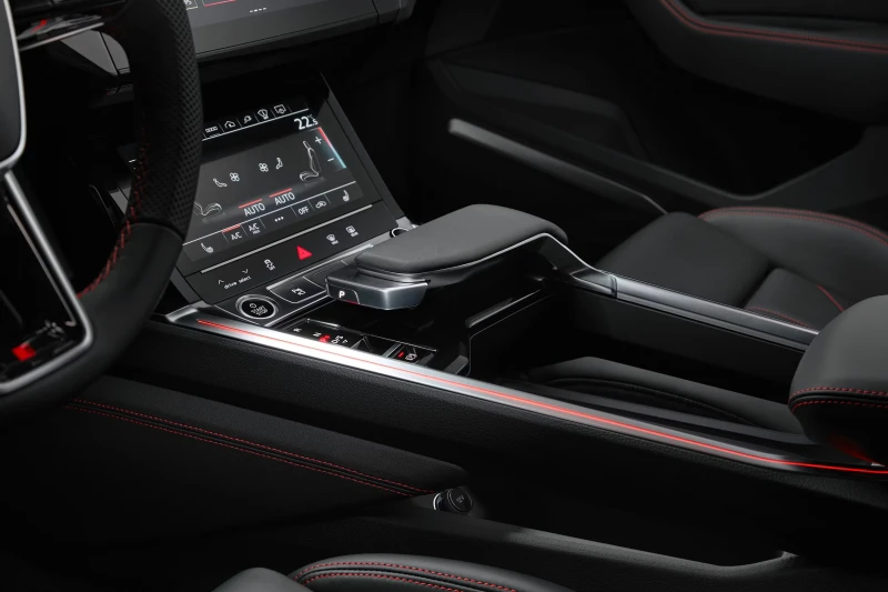 Audi Q8 2025