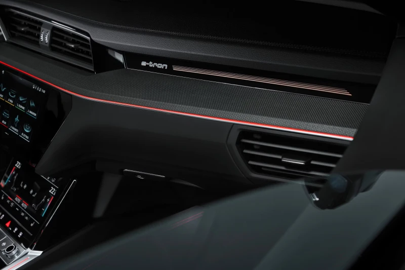 Audi Q8 2025
