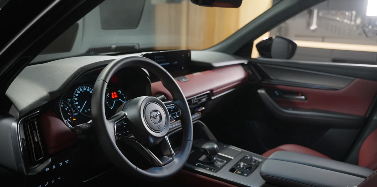 Интерьер Mazda CX-70 2025: Практичность и комфорт для украинских дорог