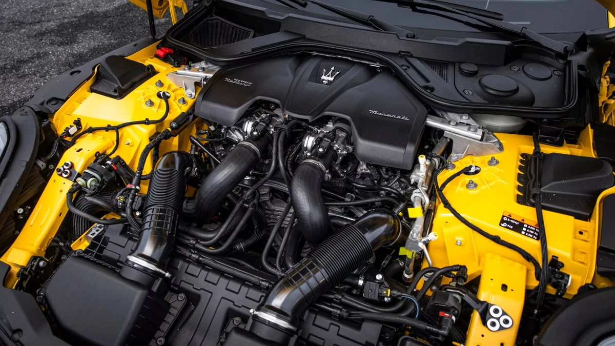 Maserati отказывается от электрических спорткаров и возвращает душу в машины