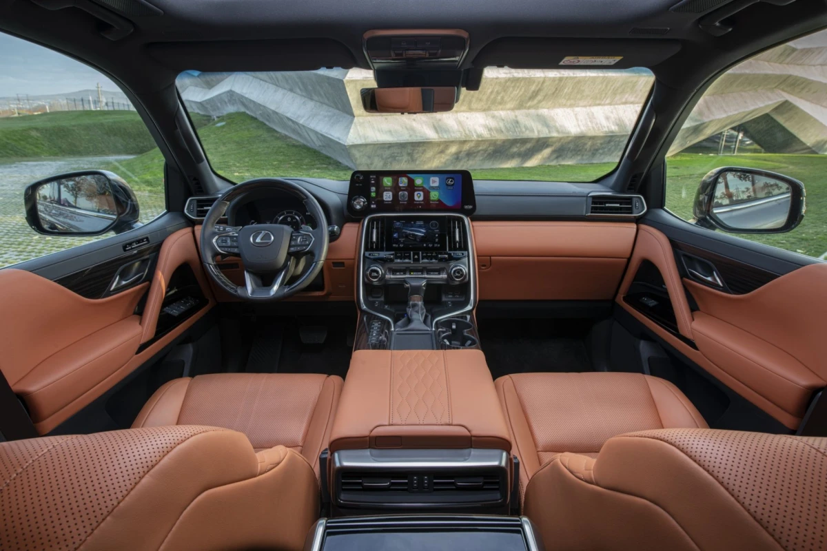 Lexus LX 2025: Розкіш та практичність для українських доріг