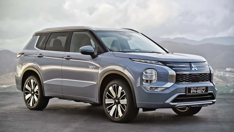 Mitsubishi Outlander 2025