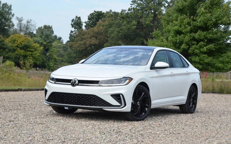 VW Jetta Hybrid 2025